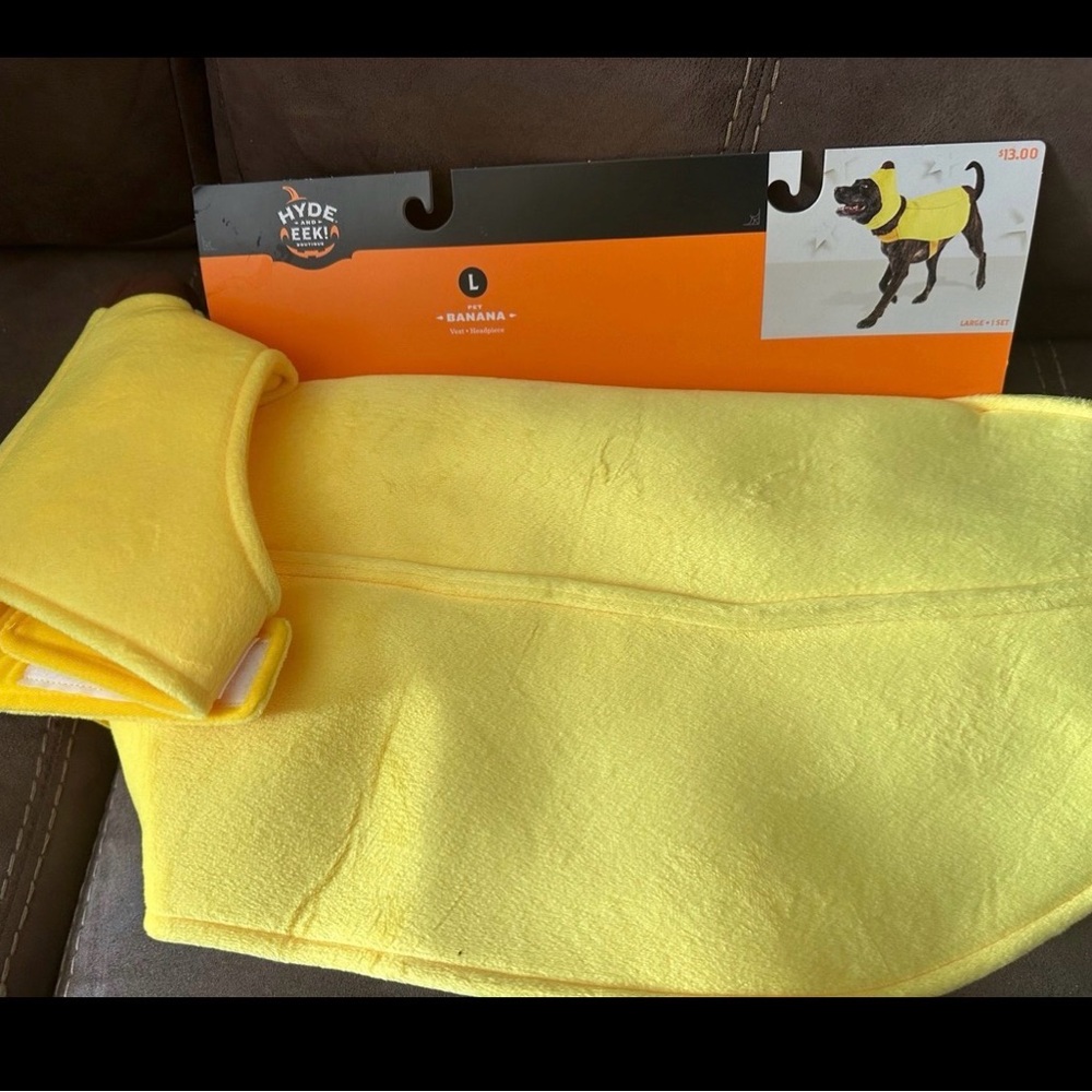 Yellow Dog costume banana